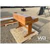 Image 3 : NATURAL WOOD DESK