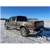 Image 4 : 2006 FORD F250 LARIAT CREW CAB PICKUP