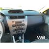Image 8 : 2009 FORD FOCUS 4-DOOR CAR