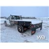 Image 4 : 2004 GMC 3500 FLATBED TRUCK