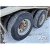 Image 19 : 1996 FREIGHTLINER FLD120SD T/A BOOM TRUCK