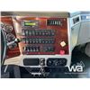 Image 9 : 2014 WESTERN STAR 4900SB TRI DRIVE WATER TRUCK