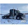 Image 2 : 2009 KENWORTH T800 T/A SLEEPER WINCH TRACTOR