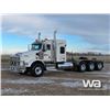 Image 1 : 2012 KENWORTH T800 TRI DRIVE SLEEPER TRUCK TRACTOR