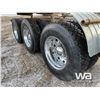 Image 23 : 2012 KENWORTH T800 TRI DRIVE SLEEPER TRUCK TRACTOR