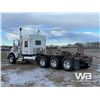 Image 4 : 2012 KENWORTH T800 TRI DRIVE SLEEPER TRUCK TRACTOR