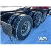 Image 23 : 2003 KENWORTH T800 TRI DRIVE SLEEPER TRUCK TRACTOR