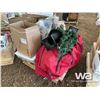 Image 1 : CHRISTMAS DECORATIONS