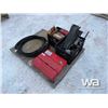 Image 1 : BELTS, ROAD REFLECTORS, LARGE SOCKETS, JACKS