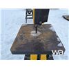 Image 6 : WOOD BAND SAW