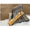 Image 3 : TIMBERWOLF CHAINSAW CARVING