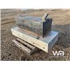 Image 3 : ALUMINUM FUEL TANK, STEEL SQUARE TANK