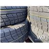 Image 3 : (UNUSED) (4) JOYROAD WINTER RX826 265/65R17 TIRES