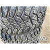 Image 3 : (4) HAIDA & COOPER 33 X12.5 R 20 TIRES