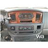 Image 9 : 2006 DODGE RAM 3500 CREW CAB FLATBED TRUCK