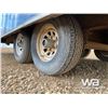 Image 14 : 2005 WELLS V-NOSE T/A ENCLOSED TRAILER