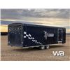 Image 3 : 2005 WELLS V-NOSE T/A ENCLOSED TRAILER