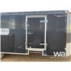 Image 8 : 2005 WELLS V-NOSE T/A ENCLOSED TRAILER