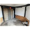 Image 9 : 2005 WELLS V-NOSE T/A ENCLOSED TRAILER