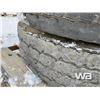 Image 4 : (2) MICHELIN 11R24.5 TRUCK TIRES