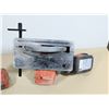 Image 2 : ENS DE 2 OUTILS HILTI AVEC 2-BATT, 1-CHARG