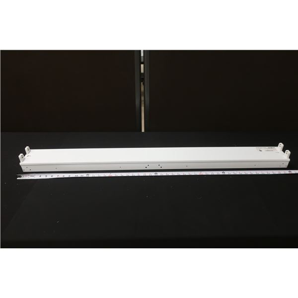 FIXTURE PEERLESS LS-4-232  59w, .49a, 120v, 60hz