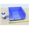 Image 1 : BAC EN PLASTIQUE BLEU 11"x11"x5"