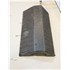 Image 2 : PITCH HOPPER 31"