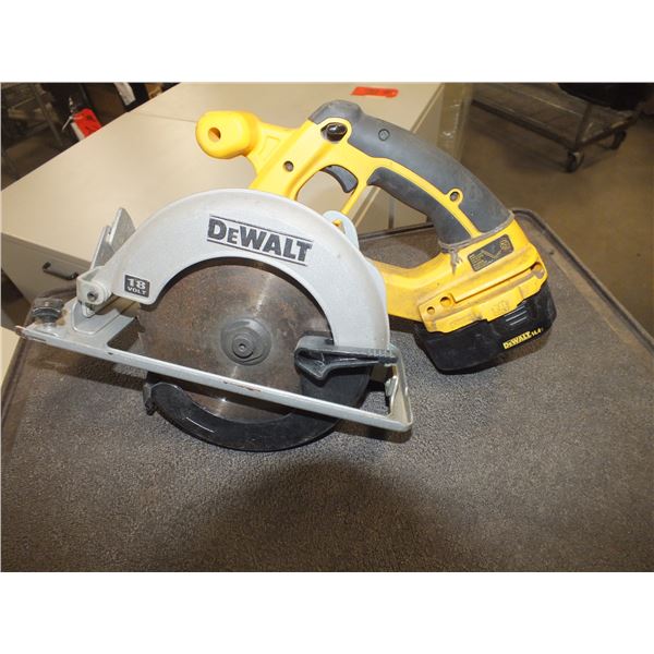 Dewalt 18 Volt Circular Saw w/ 1 14.4 Volt Battery