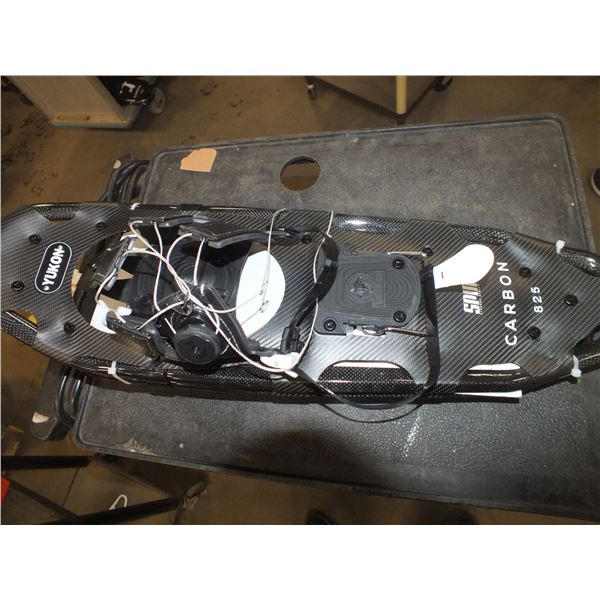 Yukon Carbon 825 Snowshoes