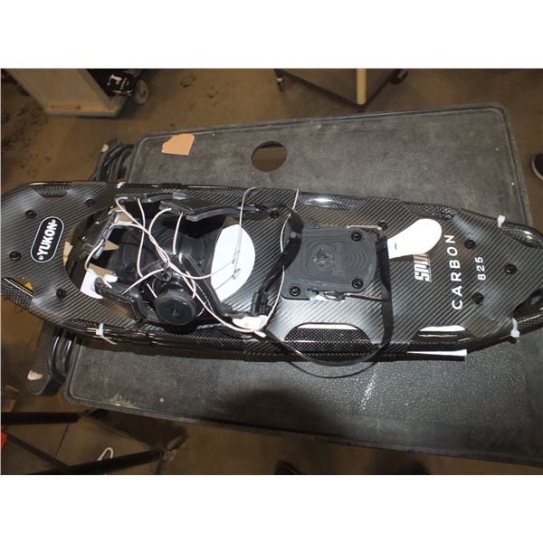 Yukon Carbon 825 Snowshoes