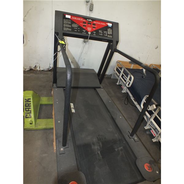 Noramco Super Tread ST 4600-c Treadmill w/ Incline