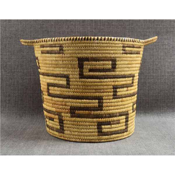 PAPAGO BASKETRY CYLINDER