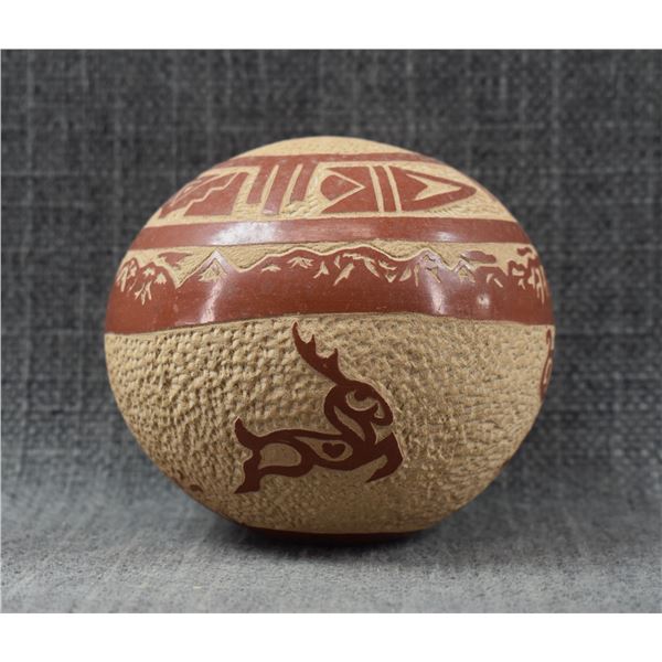 JEMEZ POTTERY SEED JAR (Q FRAGUA)