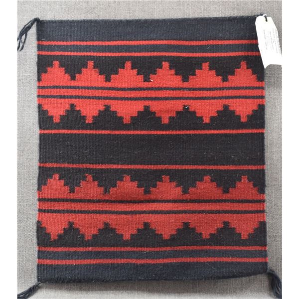 NAVAJO TEXTILE ( LOUISE REED)