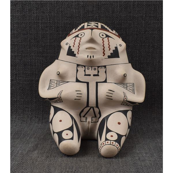 MATA ORTIZ POTTERY FIGURE