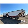 Image 2 : 2000 ADVANCE SUPER B-TRAIN GRAIN TRAILERS