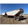 Image 4 : 2000 ADVANCE SUPER B-TRAIN GRAIN TRAILERS