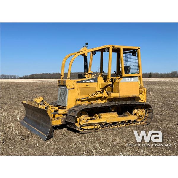 KOMATSU D31P-20 CRAWLER DOZER
