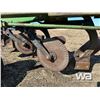 Image 19 : JOHN DEERE 3600 8 BOTTOM PLOW