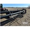 Image 20 : 2000 MACDON 2950 30 FT. SELF PROPELLED SWATHER