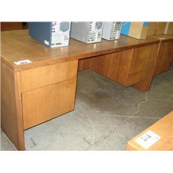 Dk Oak Double Ped Desk