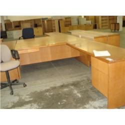 Maple L-Shaped Single Ped Desk