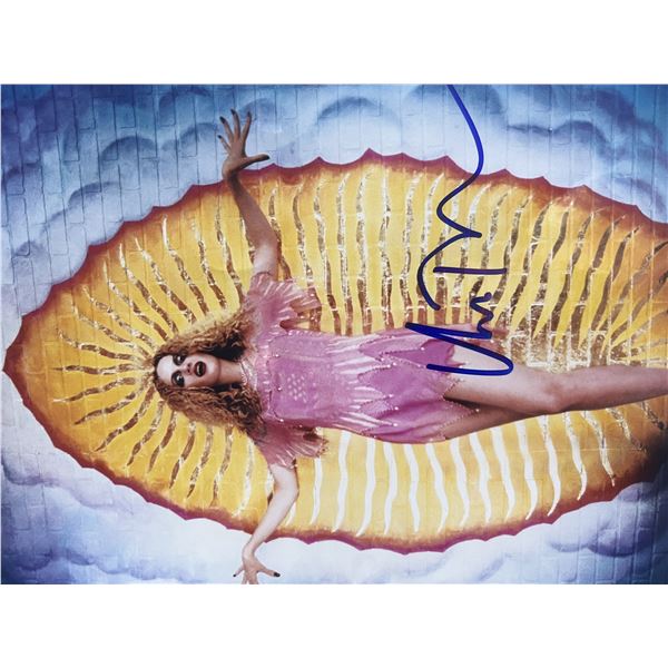 Uma Thurman signed photo. GFA authenticated