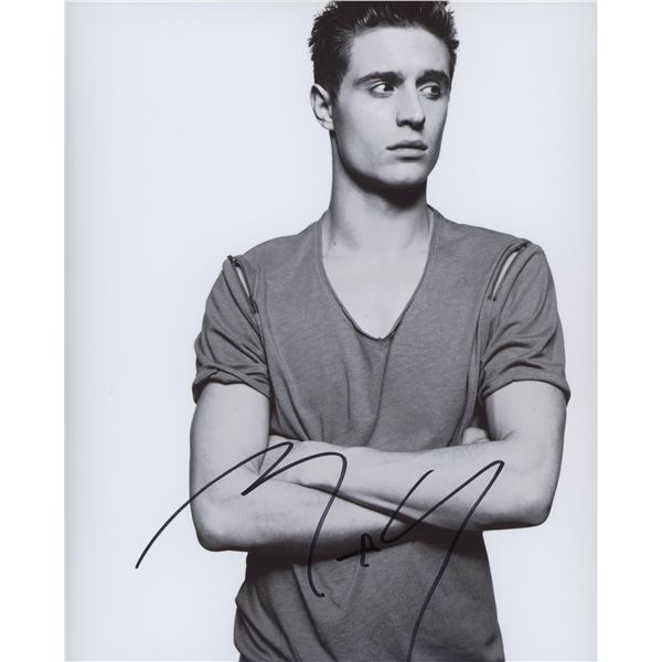 Max Irons signed photo