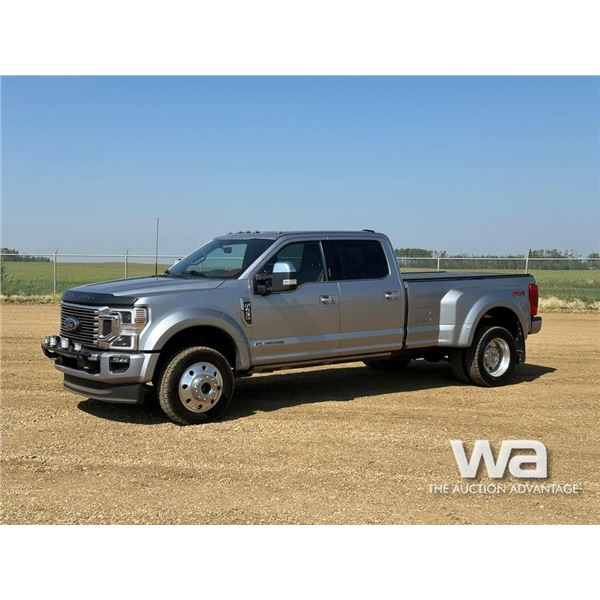 2022 FORD F-450 PLATINUM CREW CAB DUALLY PICKUP