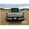 Image 21 : 2022 FORD F-450 PLATINUM CREW CAB DUALLY PICKUP