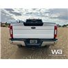 Image 38 : 2022 FORD F-350 XLT CREW CAB PICKUP