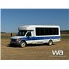 Image 1 : 2006 FORD CUTAWAY SHUTTLE BUS