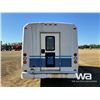 Image 32 : 2006 FORD CUTAWAY SHUTTLE BUS
